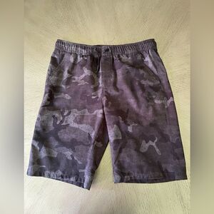 Timberland Camouflage Print Shorts size L(14-16)
